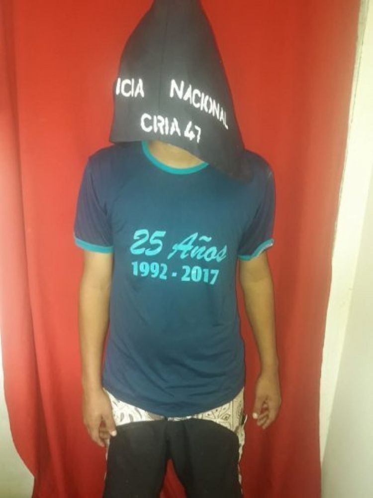 Vecinos rescataron a una mujer de su propio hijo: la quiso matar a machetazos