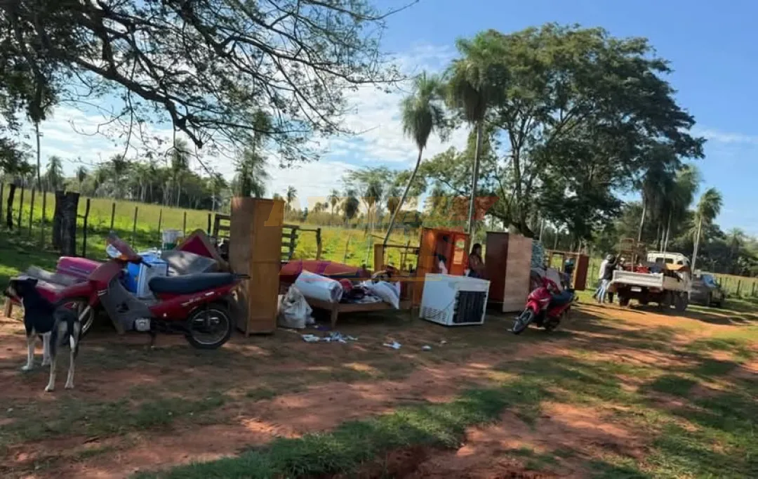 Desalojan a agricultor tras 40 años de ocupación en Horqueta