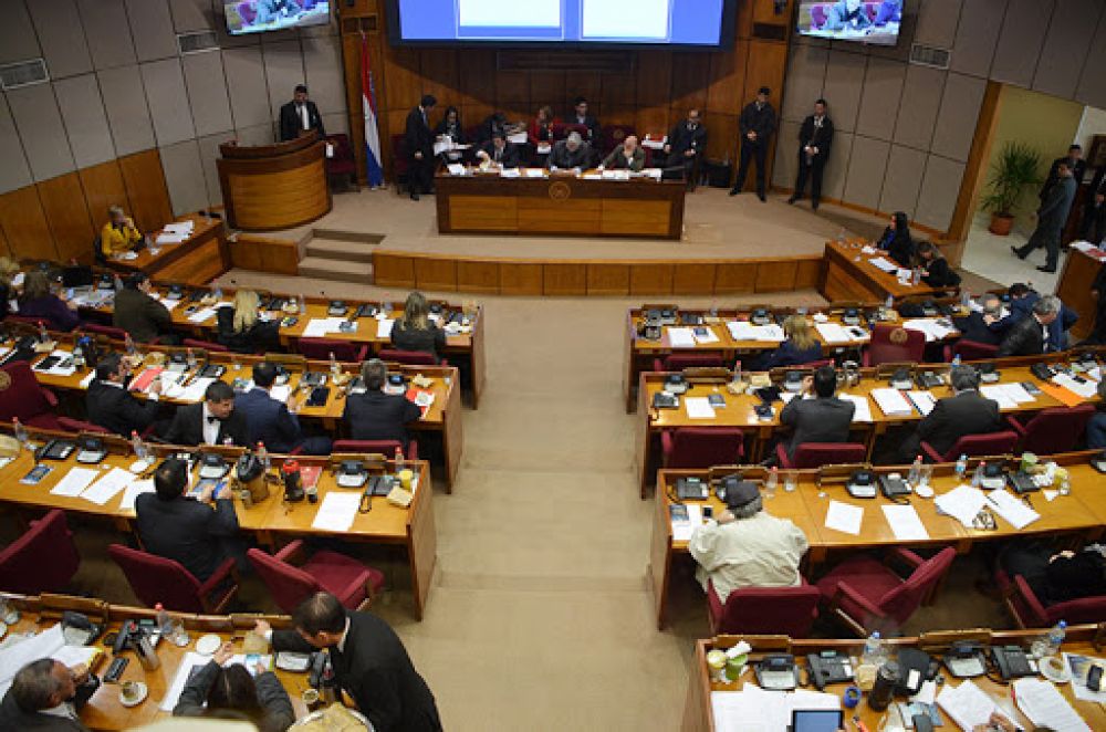 Fijan sesión extra para estudiar financiamiento político y emergencia sanitaria