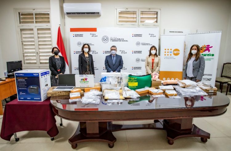 Ministerio de Salud recibe donación de equipos médicos e informáticos por valor de USD 60 000