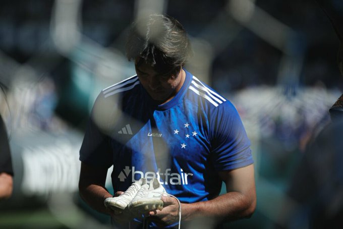 Adiós al "Flecheiro": Moreno Martins y un emotivo punto final a su carrera como futbolista