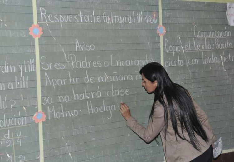 Plantean receso para alumnos hasta agosto y capacitar a docentes