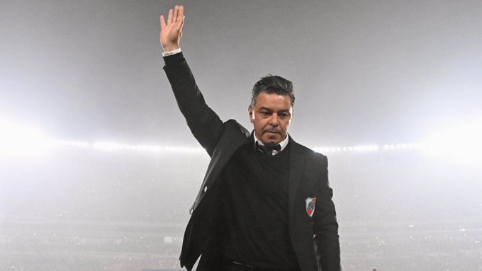 Boca Juniors perdió mientras que River despidió a Gallardo en el Monumental