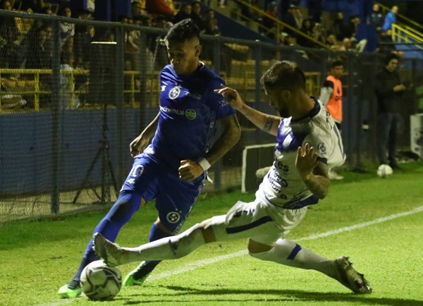 Sol de América, necesitado de puntos, recibe a un motivado Ameliano