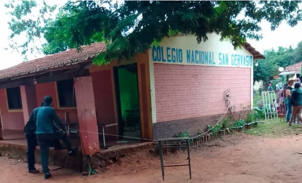 Imputan a adolescente por el homicidio de directora de colegio en Guairá