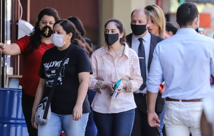 Salud Pública registra 61 muertes y 664 nuevos contagios por Covid-19