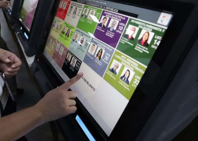Más de 41.000 paraguayos en el extranjero habilitados para votar en elecciones generales