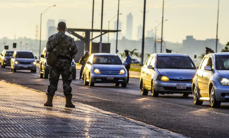 Mañana saldrá el informe que determinará si circula la variante brasileña del COVID en el país