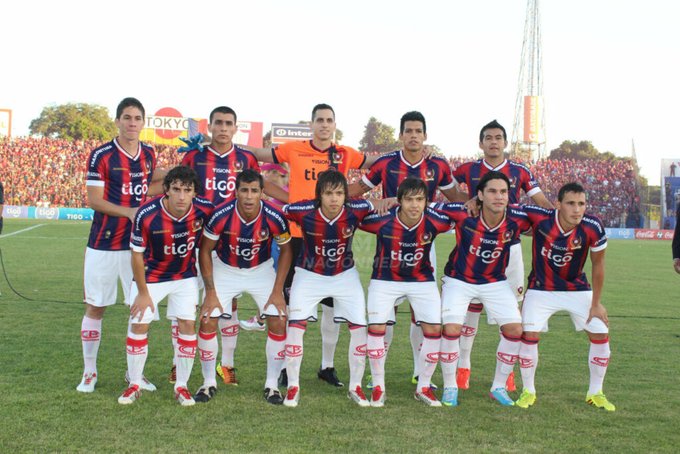 Julio Dos Santos y un emotivo recuerdo del título invicto de Cerro Porteño