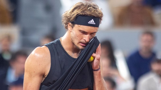 Alexander Zverev será baja en Alemania