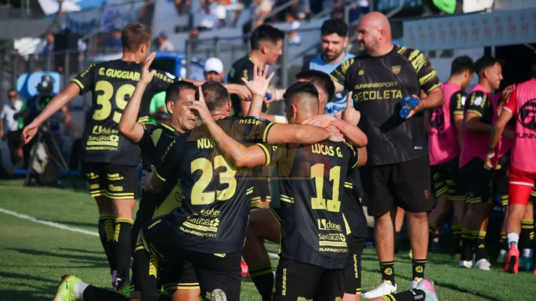 Recoleta golea a Ameliano y logra su tercer triunfo al hilo