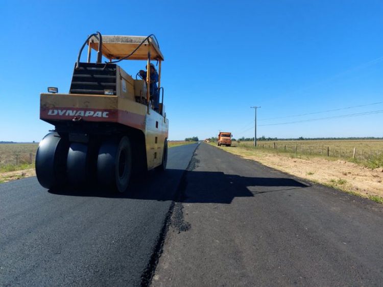 MOPC carga deuda de más de US$ 200 millones a empresas constructoras