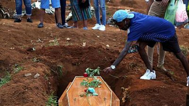 Covid-19: Brasil registra 2.484 muertes en 24 horas