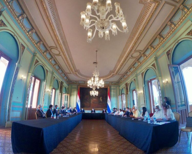 Nuevas medidas sanitarias: se suspende circulación de corta, mediana y larga distancia