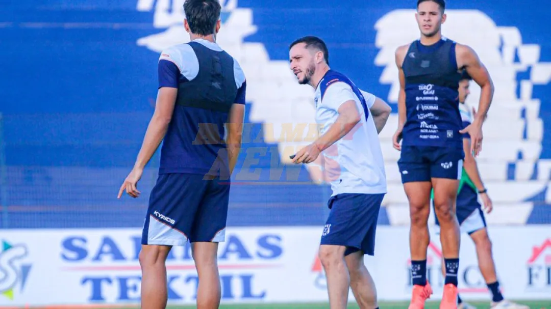 El Gallo tendrá varias bajas en debut del DT