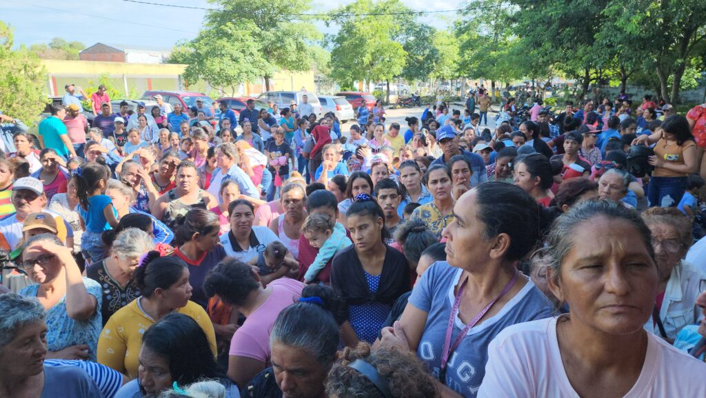 En Vallemí piden 1.500 kits de víveres a la Ministra de Emergencia Nacional