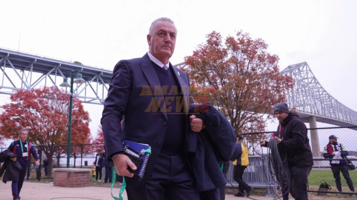 El fútbol paraguayo y la aspiración de Gustavo Alfaro