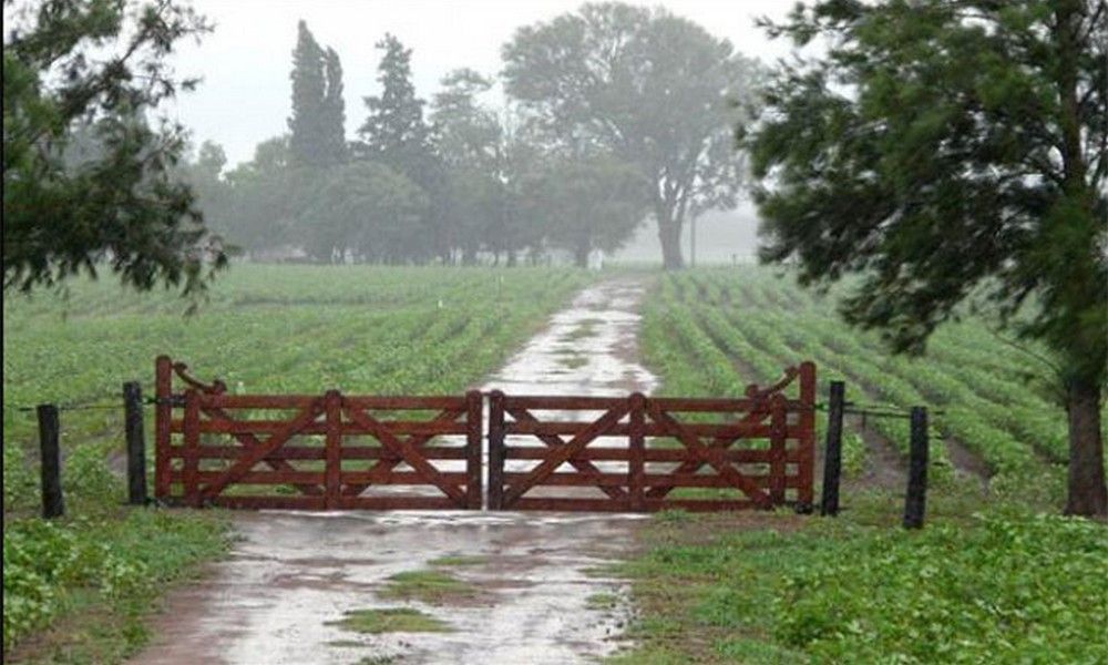 Domingo con cambio de hora y precipitaciones leves