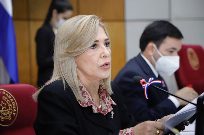 Hermelinda Alvarenga dijo que la oposición por oposición no resulta
