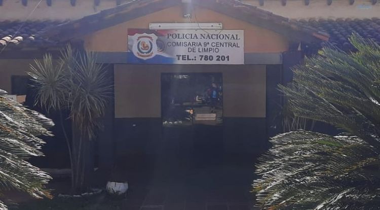 Quedó detenido tras denunciar la muerte de su hermano