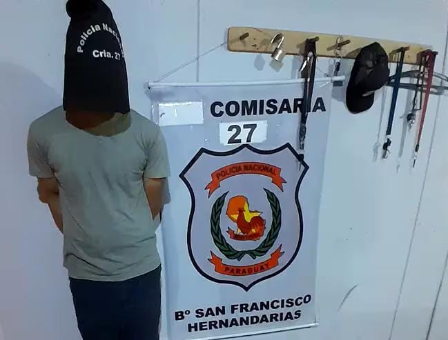 Detenido por presunto abuso de su hijo