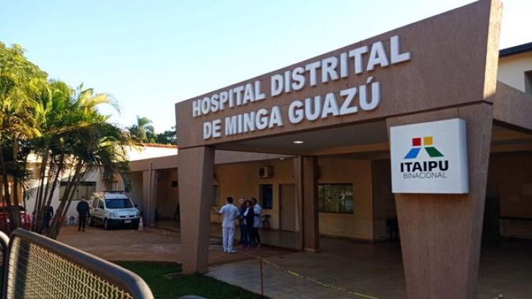 Minga Guazú: Registran pelea entre bomberos y personal de blanco