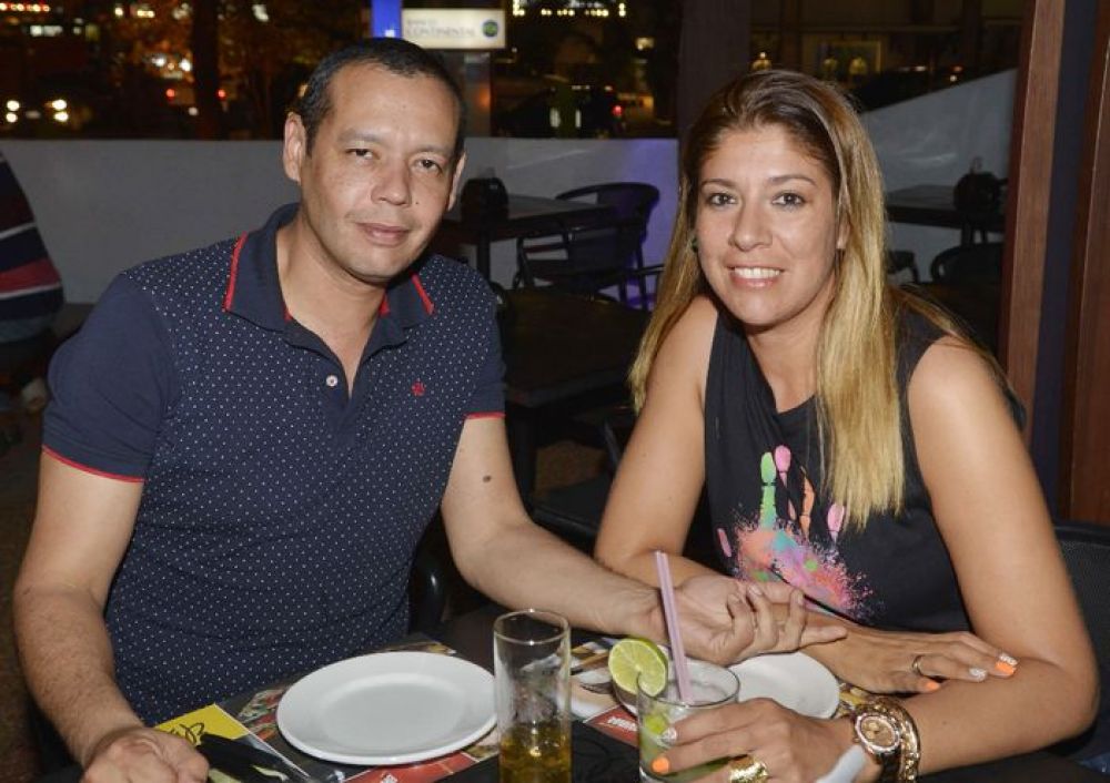 Expolicía y su esposa van a juicio al no poder justificar su lujosa vida