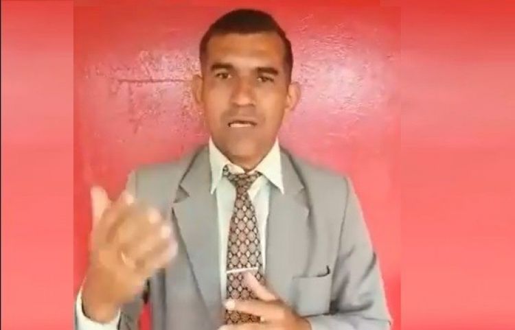 AUDIO: Invasores de plazas denuncian por agresión física a abogado 360 Néstor Echeverria
