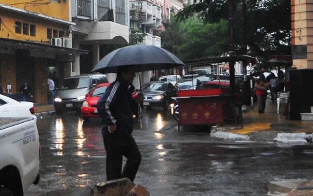 Lluvias y tormentas para todo el fin de semana