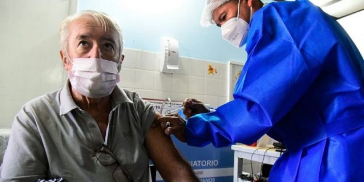 Hoy se vacuna contra el Covid-19 solo en Asunción y Central