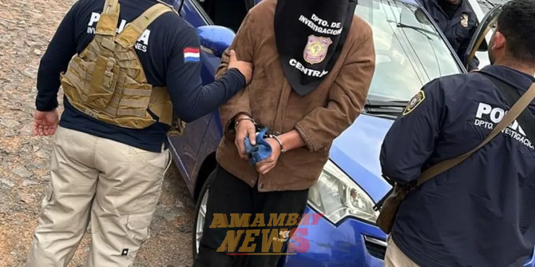 Detienen a hombre que ofrecía en redes sociales autos que fueron robados
