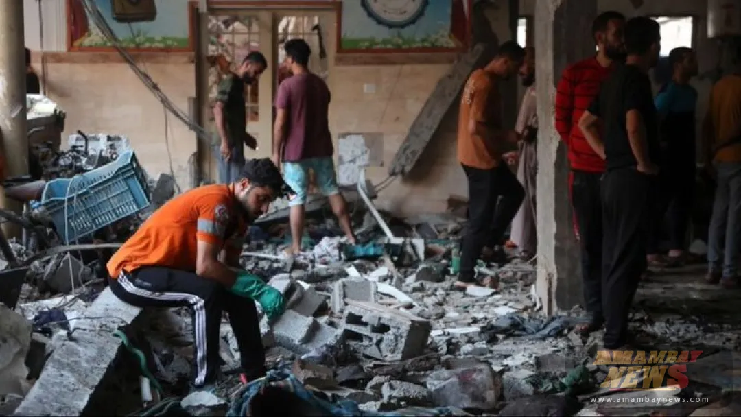 Un ataque israelí contra una mezquita y una escuela en Gaza deja casi un centenar de muertos