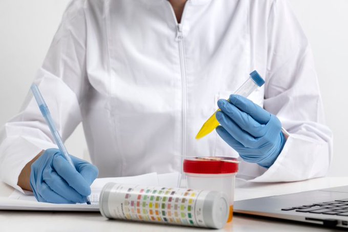 Descubren motivo de particular síntoma de infecciones urinarias recurrentes