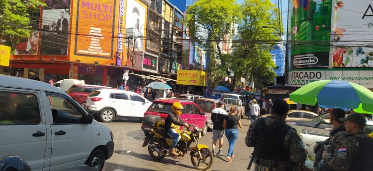 Vuelta a clases oxigena economía de vendedores del centro de CDE