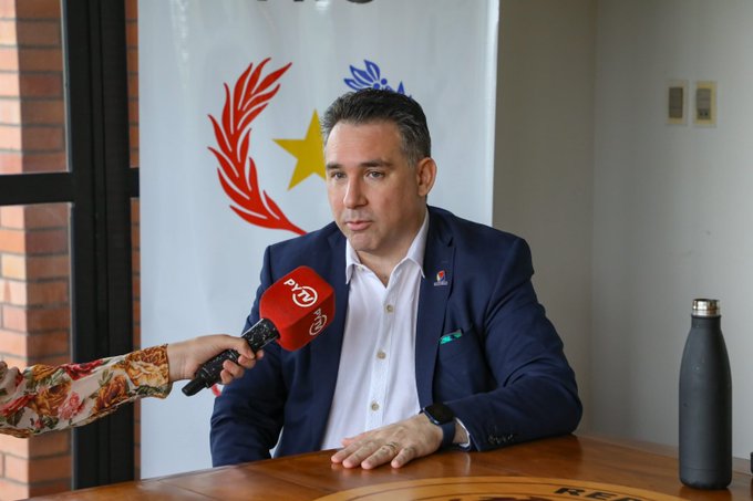 Microempresas pueden acceder al seguro social aportando un 23% del salario mínimo