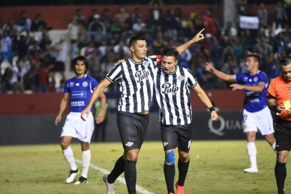 Libertad triunfa en Tuyucuá y sigue firme arriba