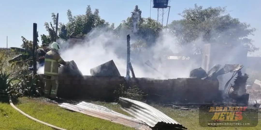 Niño provoca incendio de una vivienda mientras jugaba con fósforos