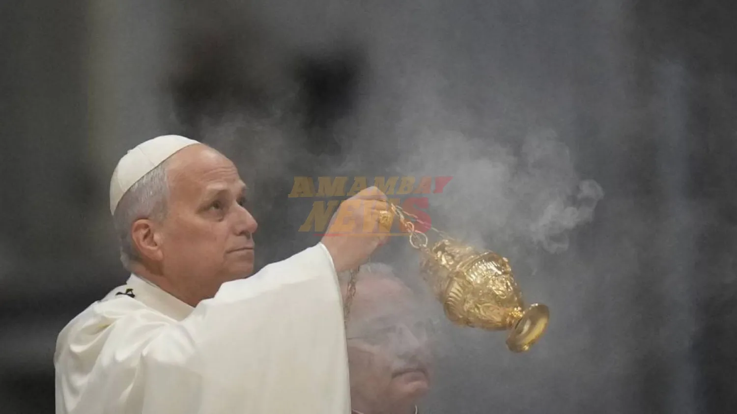 "Recemos todos juntos por la paz", pide el papa León XIV en la primera misa de 2026