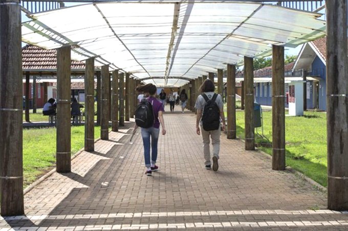 UNILA abre inscripción a interesados para 25 carreras