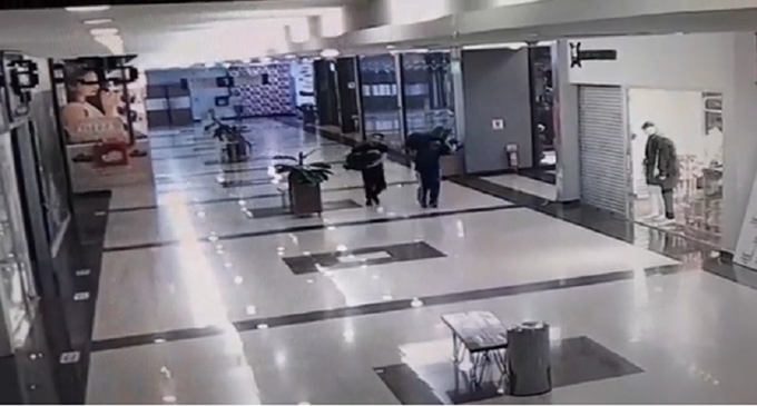 Otro asalto: Roban más de 200 celulares de conocida tienda de San Lorenzo