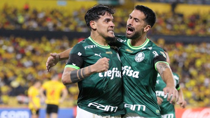 Gustavo Gómez anota en el triunfo de Palmeiras