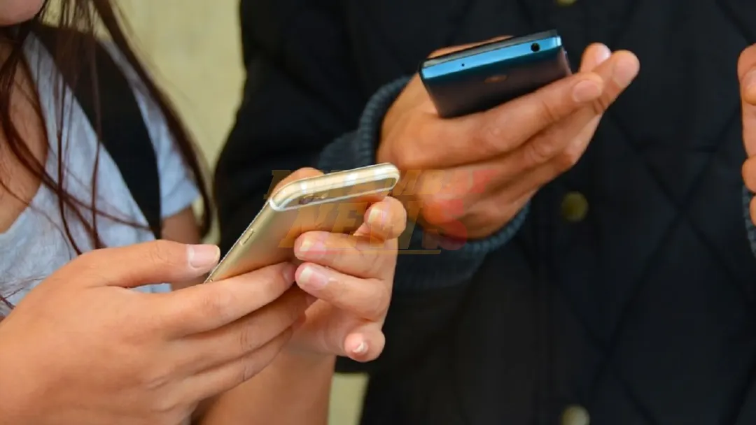¿Qué hora es? Apareció el “horario de invierno” en celulares y causó confusión en Paraguay