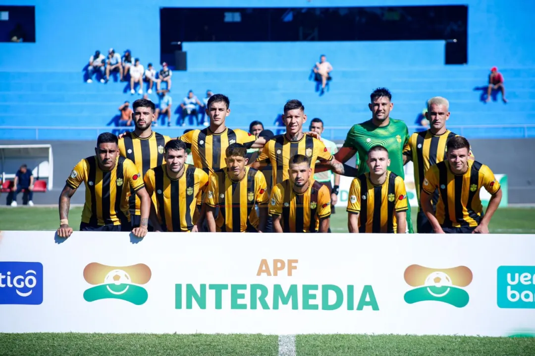 El nuevo club del ‘Demonio’ Bareiro debutó con empate