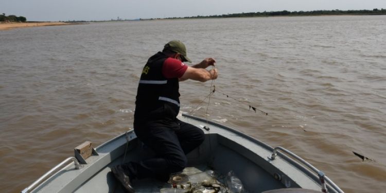 Mades aclara que se mantiene la fecha de la veda pesquera