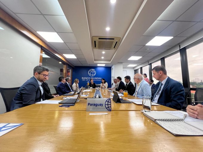 MOPC y Banco Mundial analizan inversión en proyectos de infraestructura