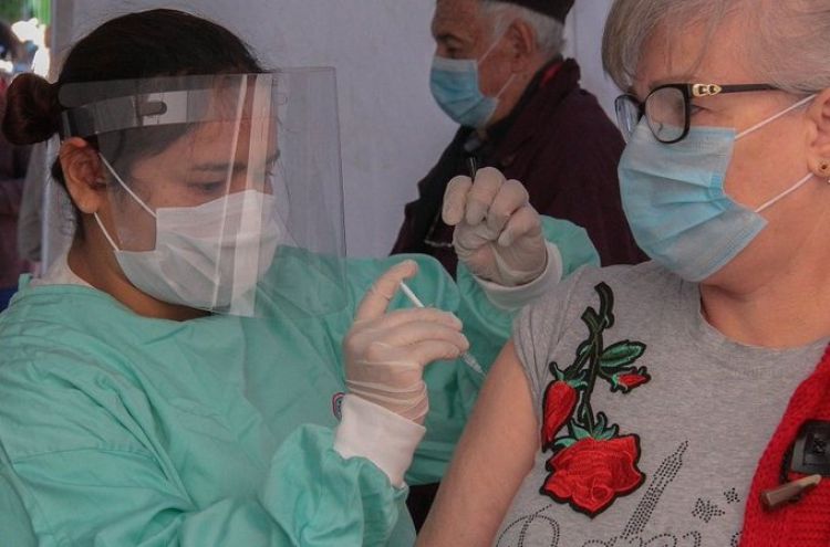 Influenza: anuncian que 1.600.000 vacunas llegarán al país en primera quincena de abril
