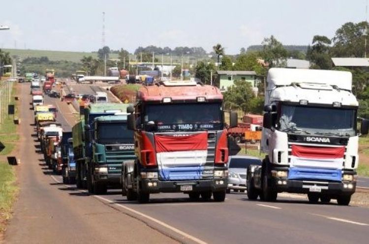 Todos contra la suba del combustible: protestas y cierres a nivel país