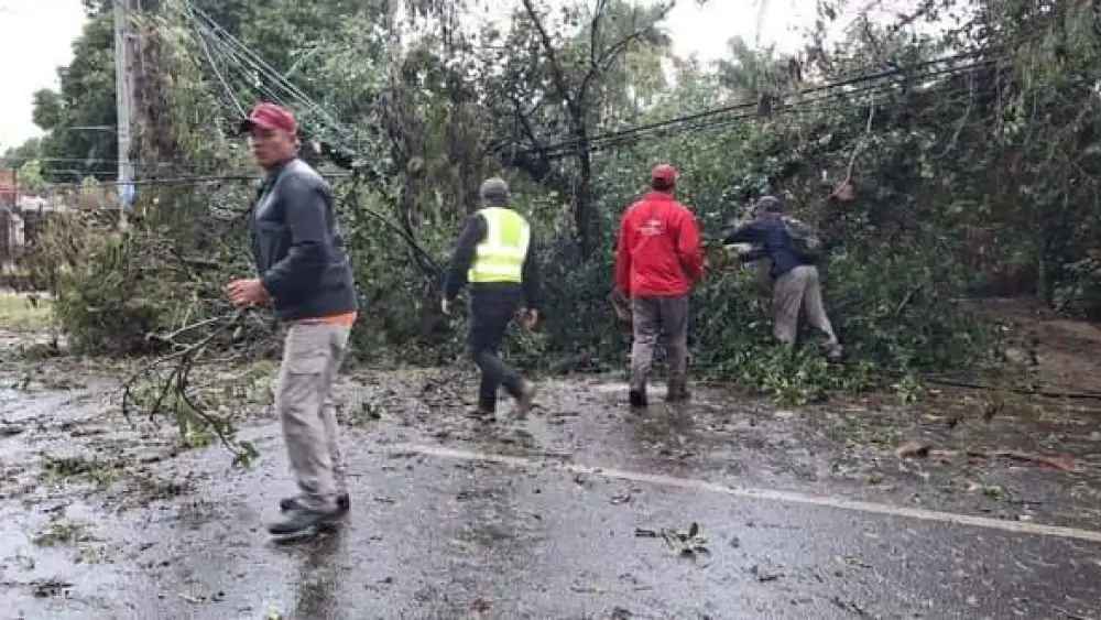 Misiones: Temporal daña viviendas y deja a varios distritos sin luz