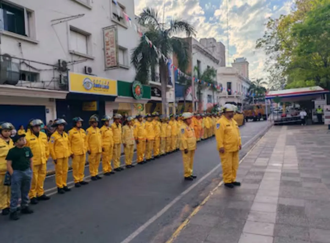 Bomberos voluntarios celebran 47 años de entrega y servicio al país