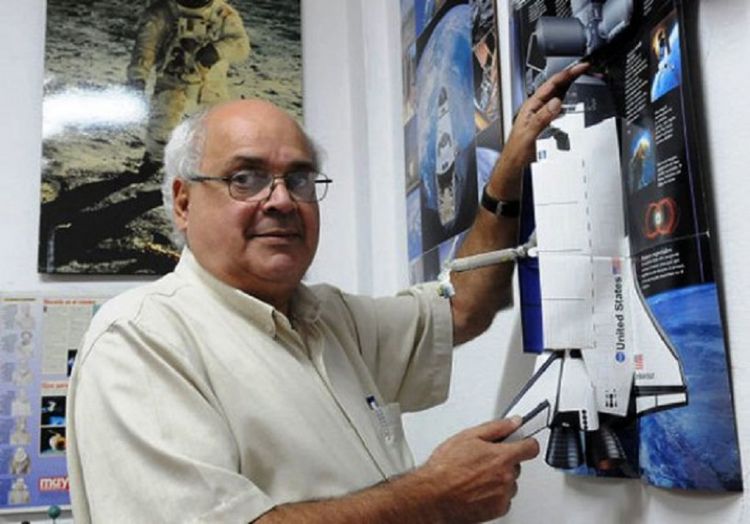 Fallece el astrónomo Blas Servín
